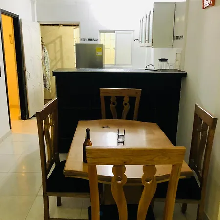 Apartamento En Zona De Torices Apartamento *